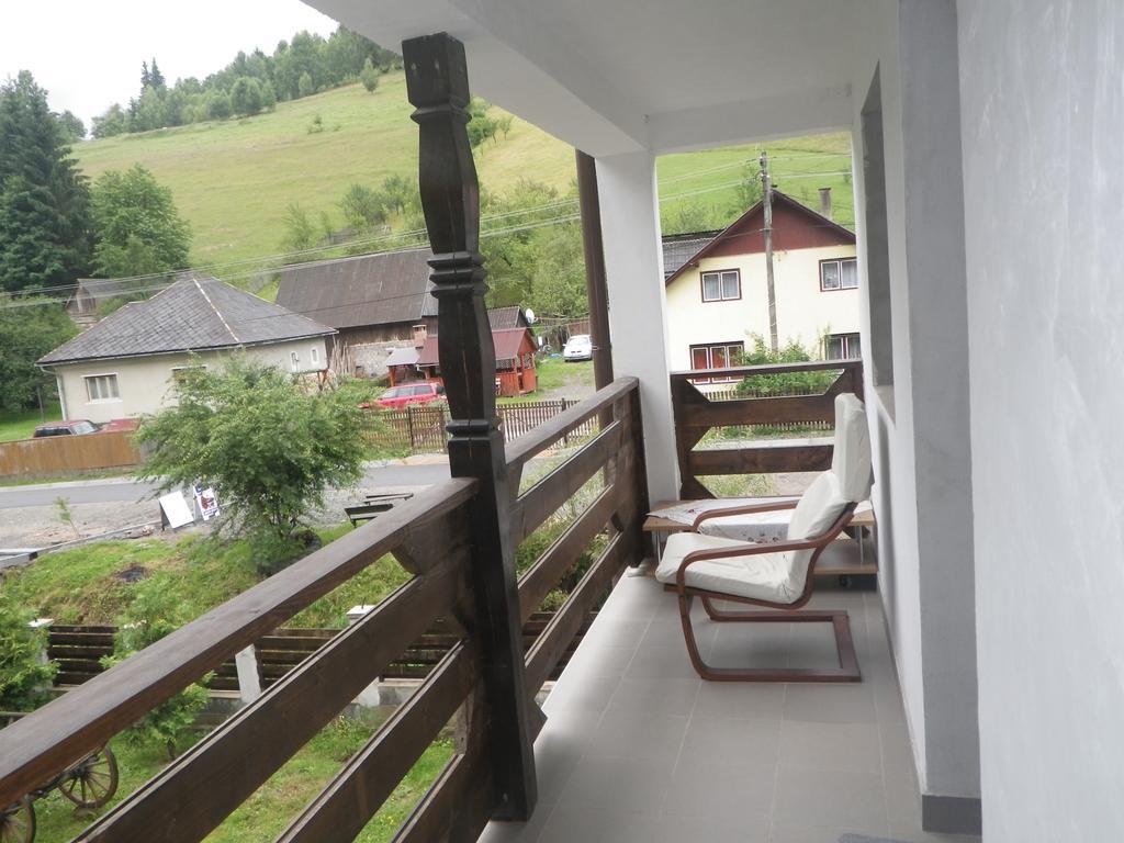 Pensiunea La Rachitele Exterior foto